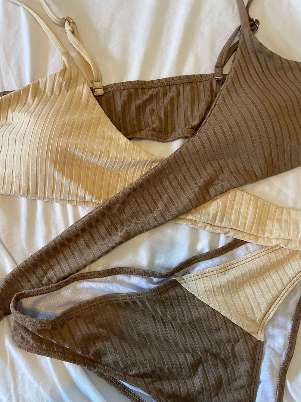 Color Block Ribbed Wrap Bikini Set - Picture 5 of 6